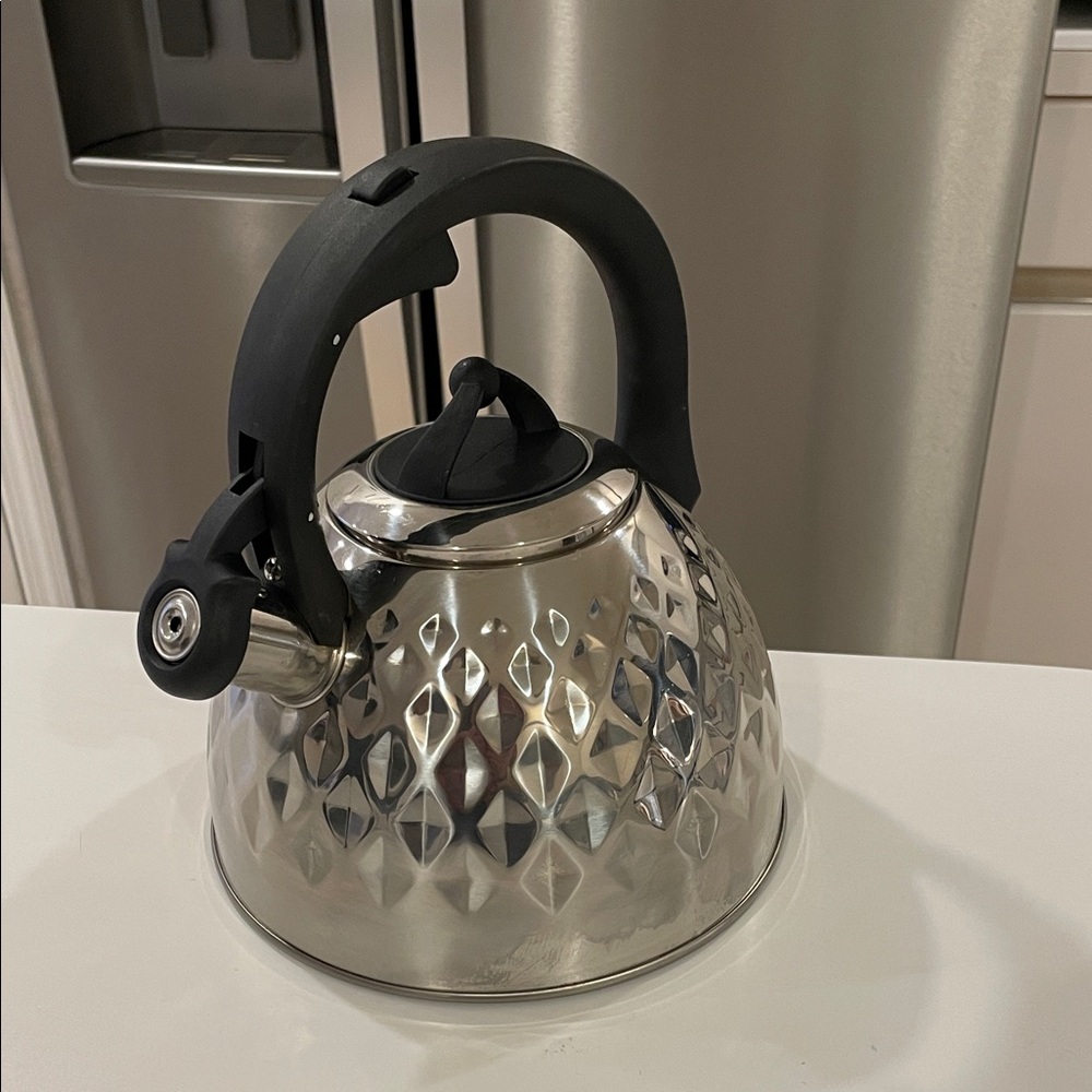 POLDER whistling tea kettle approx 2.3 L